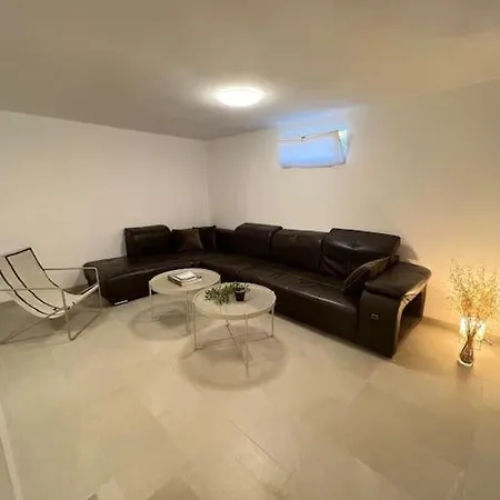 דירה Apartman Kardum *