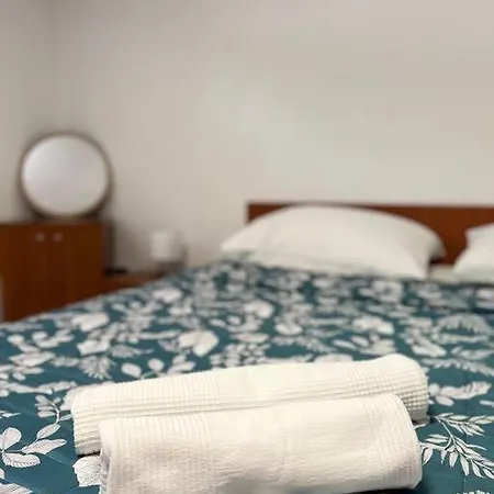 Apartman Kardum דירה *