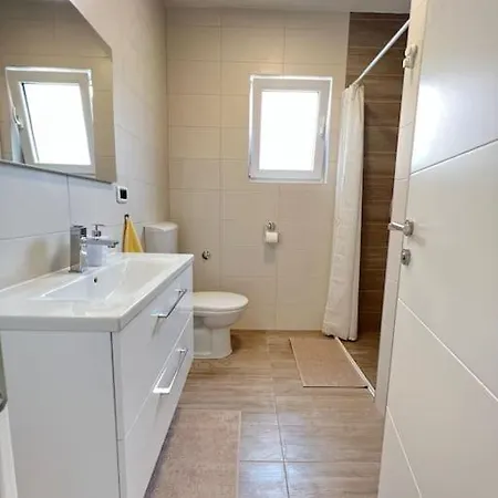 דירה Apartman Kardum *
