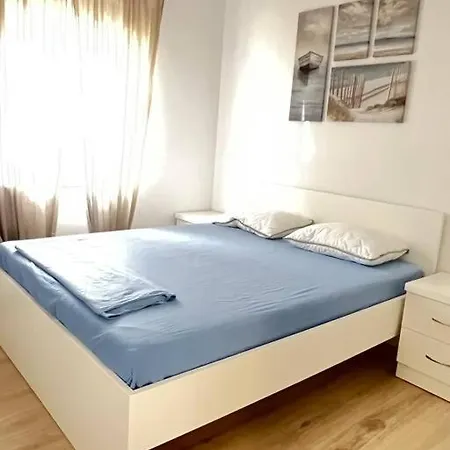 Apartman Kardum דירה