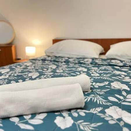 Apartman Kardum דירה *